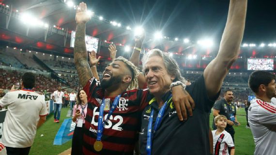Gabigol diz que Jorge Jesus o reinventou no Flamengo: 'Mudou a minha vida realmente'