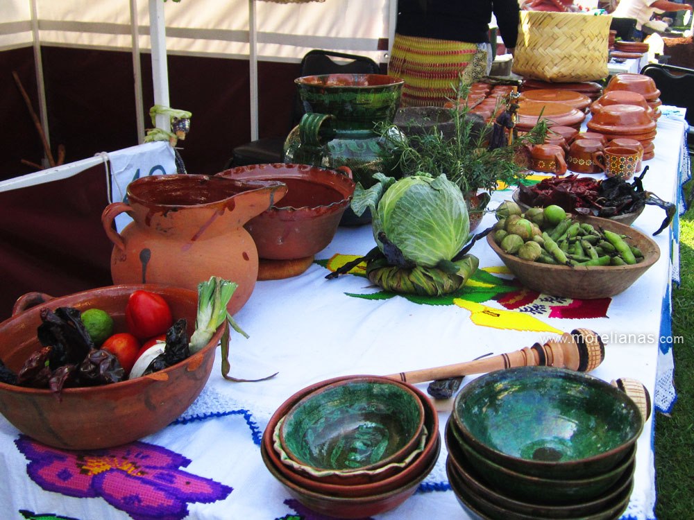 Jaime Ramos Méndez Cocina típica mexicana, con el paradigma de la gastronomía tradicional Jaime Ramos Méndez Cocina típica mexicana, con el paradigma de la gastronomía tradicional