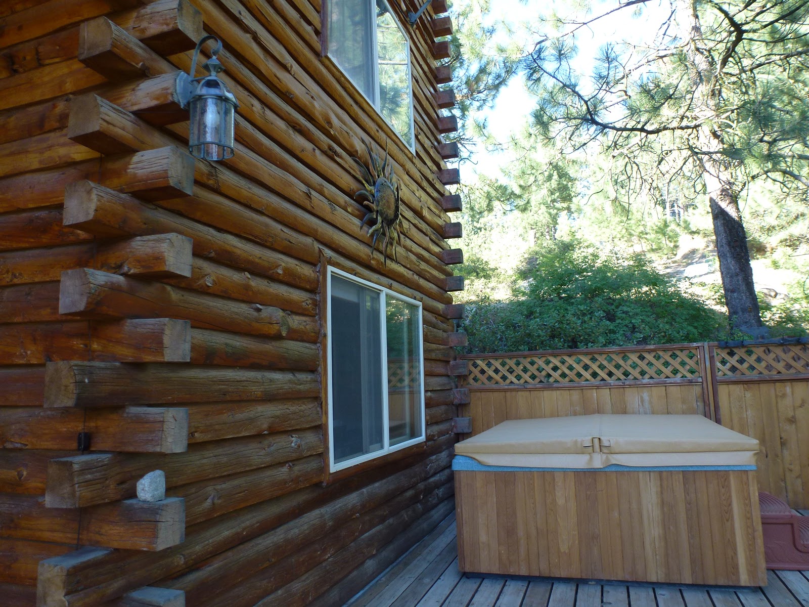 Lowe's Flat Fee Realty Cascade Home Near Lake