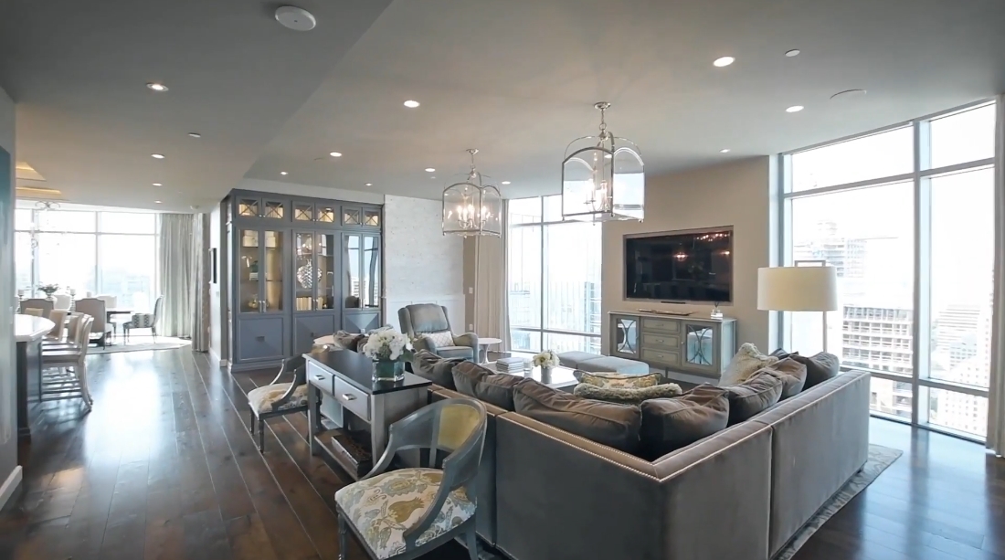 25 Photos vs. 200 Congress Ave #33DN, Austin, TX Interior Design Luxury Condo Tour