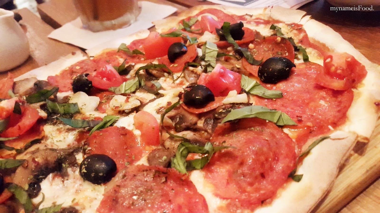 Pizza e Birra, Plaza Indonesia, Jakarta, Indonesia my name is Food.