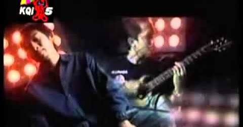 Lirik Lagu So Band Feat Wati Kesaksiang Bulan Lagu Bali