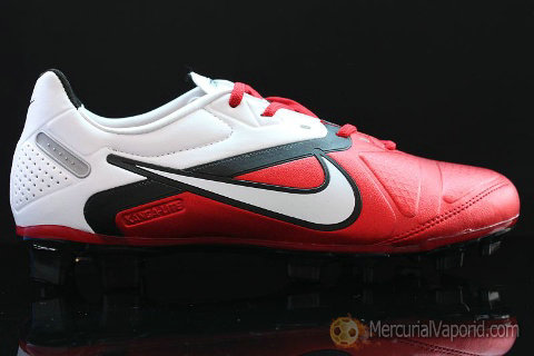 nike ctr360 red and white