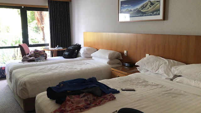 stay in Commodore Hotel Christchurch