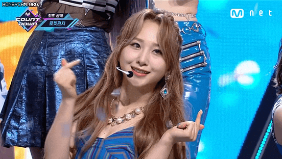 지난주 컴백한 로켓펀치 JUICY 엠카 움짤 .gif | 인스티즈