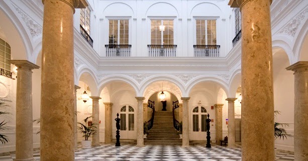 Sitio de Manuel Velasco Carretero: Subir y bajar escaleras