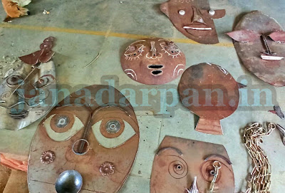 workshop on discarded metal masks at srijani