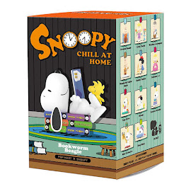 Pop Mart Bookworm Beagle Licensed Series Snoopy Chill at Home Series Figure