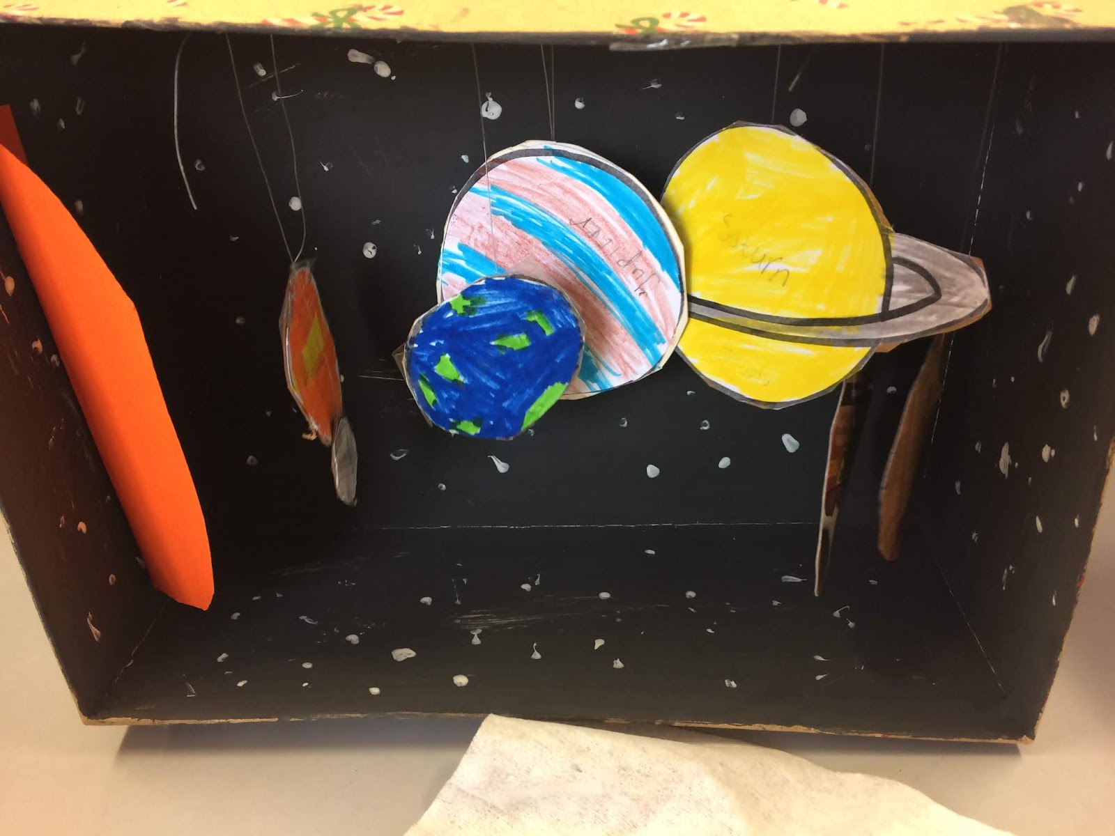 Come to Room 21. We are great fun!: Solar System Dioramas