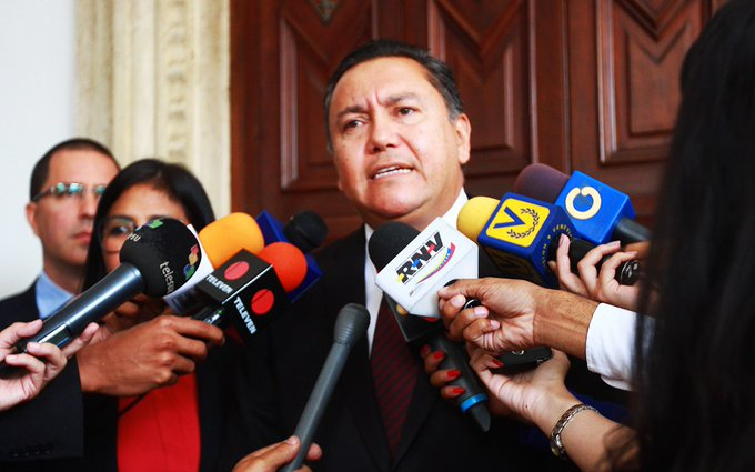 Javier Bertucci se incorporó al diálogo con el régimen de Maduro