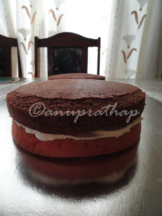 Anu Prathap s Kitchen 2 Tier Polka Dots Cake For A 3 Year Old Boy On