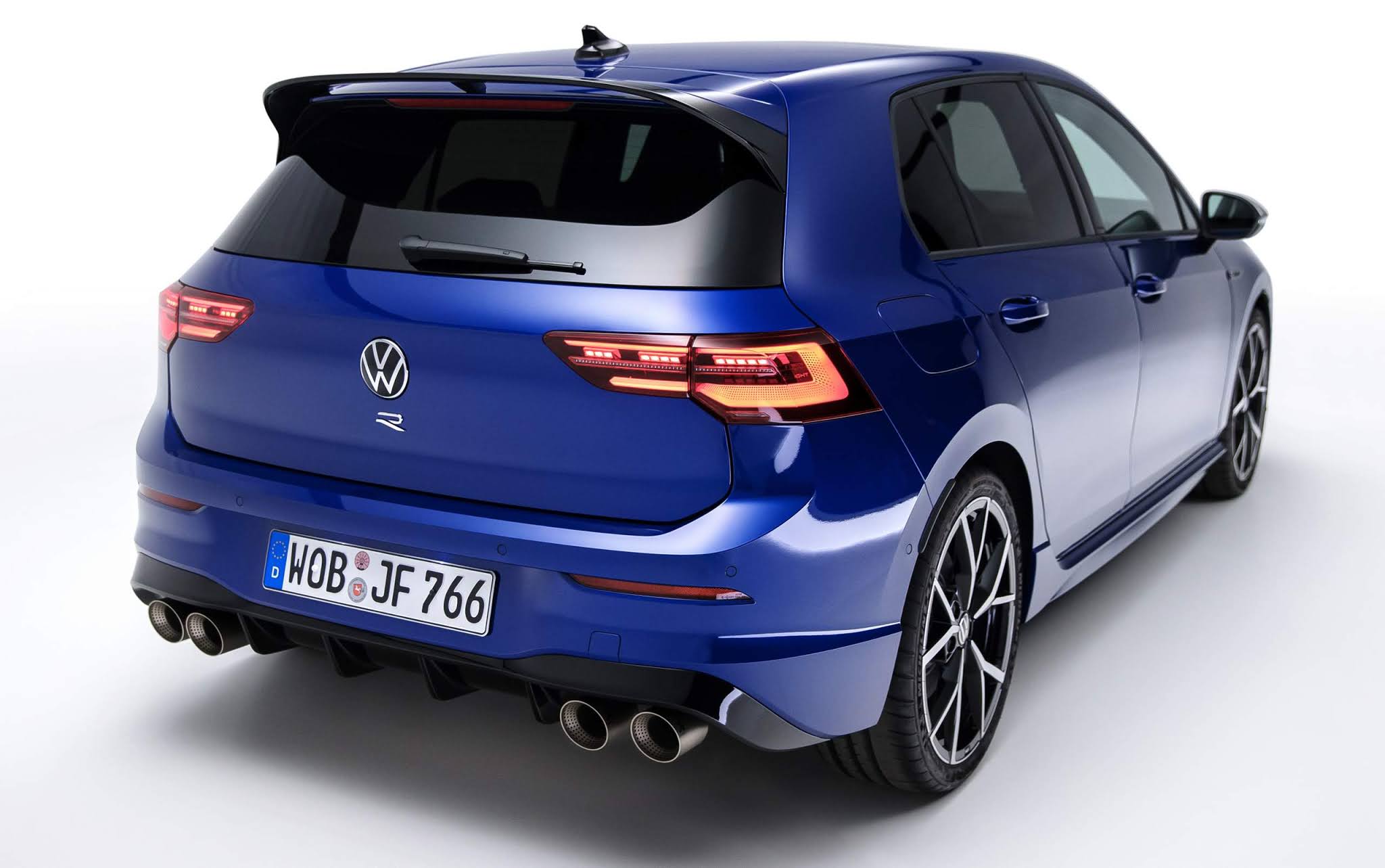 Novo VW Golf R 2022 (Mk8) fotos e especificações oficiais DBK Automóveis