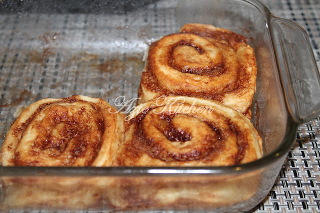 Ninety Minutes Cinnamon Rolls