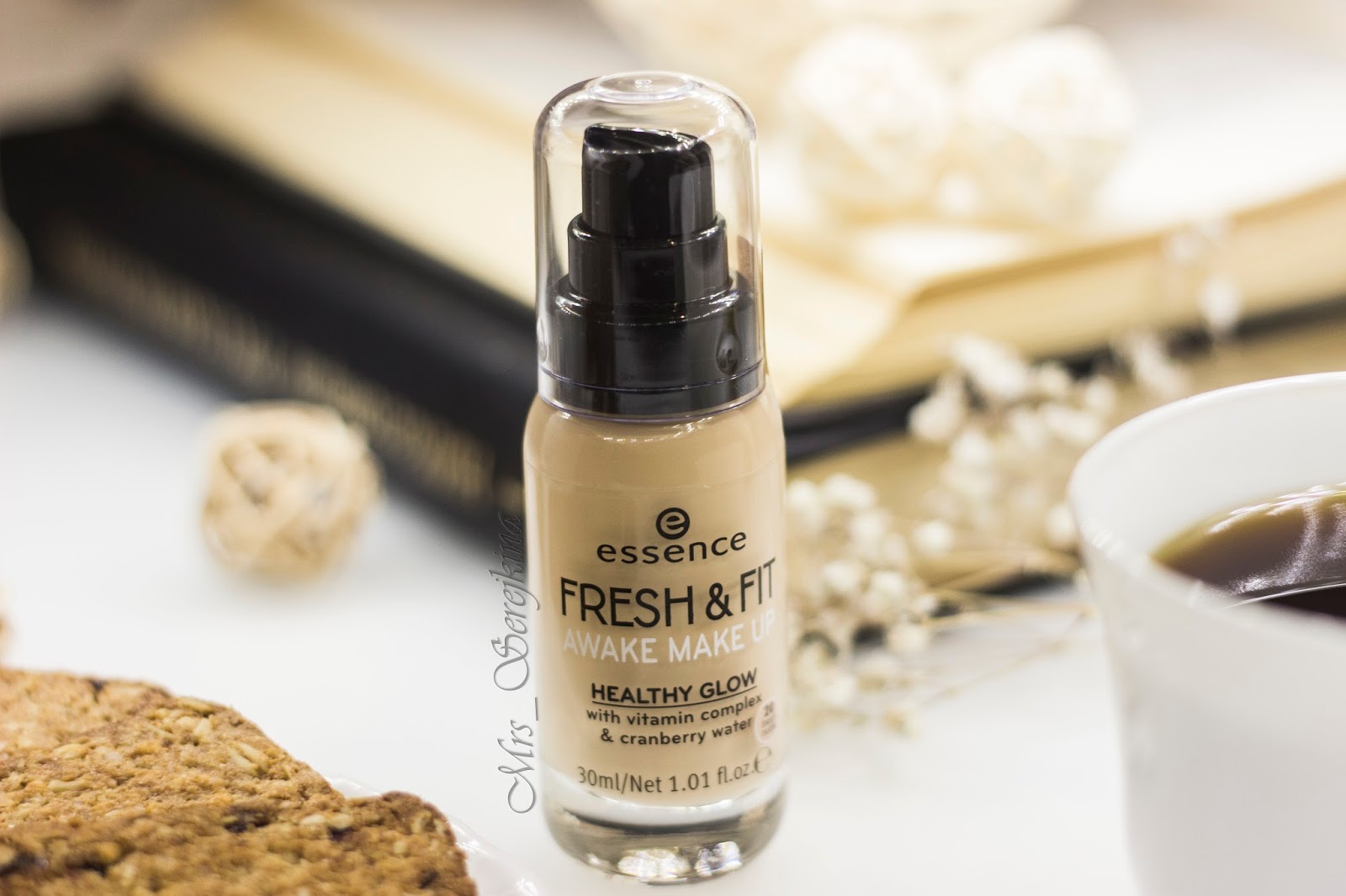 тон essence fresh fit. Essence fresh. тональная основа essence fresh fit тоны. тональный крем эссенс фреш фит. эссенс тоналка.