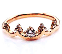 Cincin tunangan royal wave