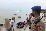 Amankan Wilayah Perairan,Sat Pol Air Polres Sergai Patroli Di Sejumlah Lokasi Wisata Pantai
