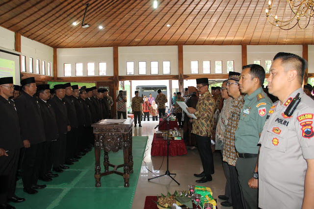 Pelantikan Pengurus Dan Personalia Dewan Pimpinan Daerah Lembaga Dakwah Islam Kab Sragen Pelantikan Pengurus Dan Personalia Dewan Pimpinan Daerah Lembaga Dakwah Islam Kab Sragen