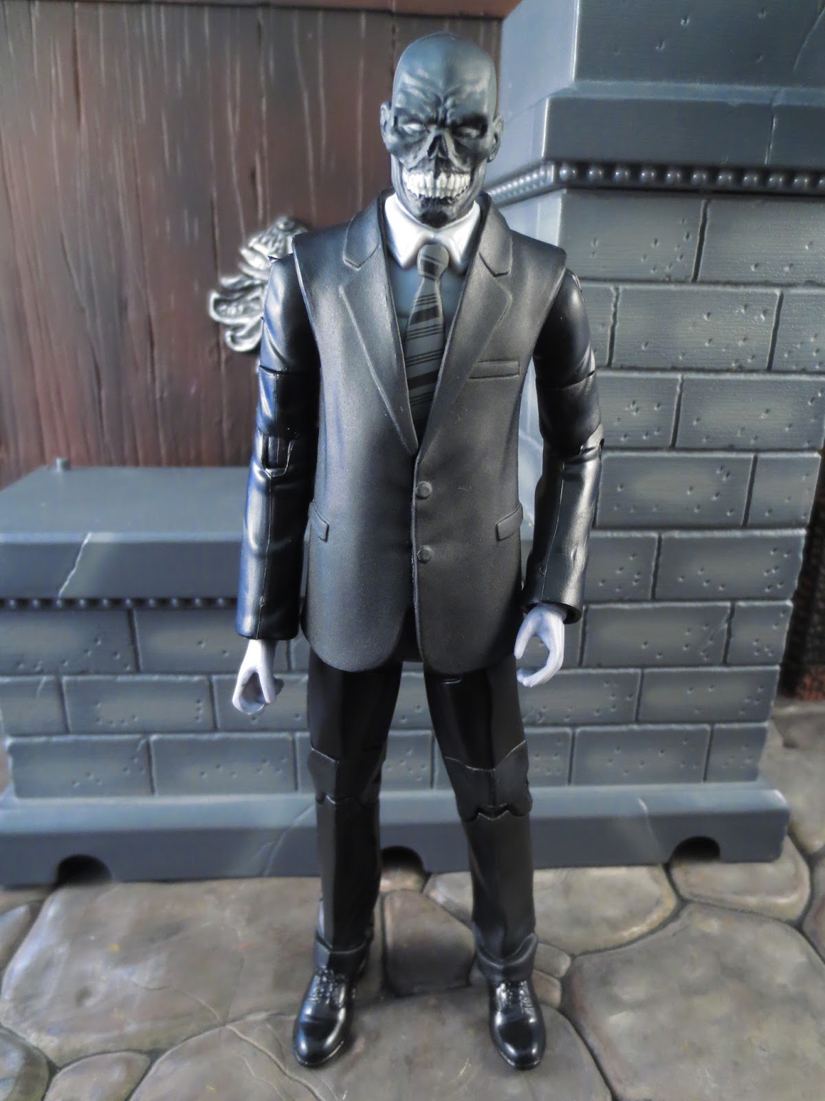 Action Figure Barbecue Action Figure Review Black Mask from DC