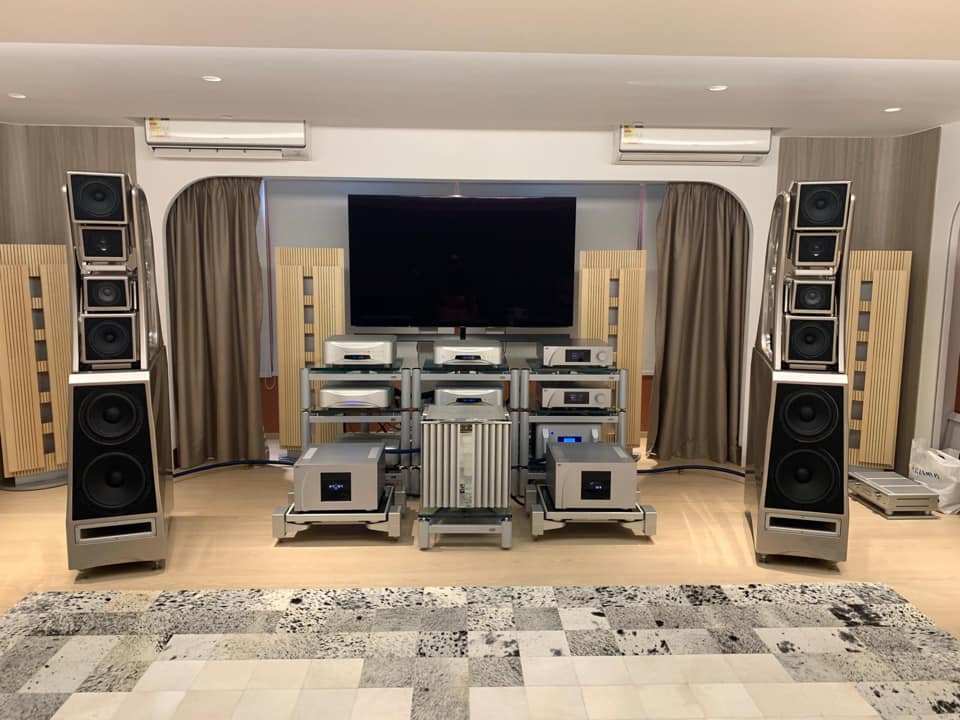 Wilson Audio Chronosonic XVX speakers M & S Ultimate HighFidelity