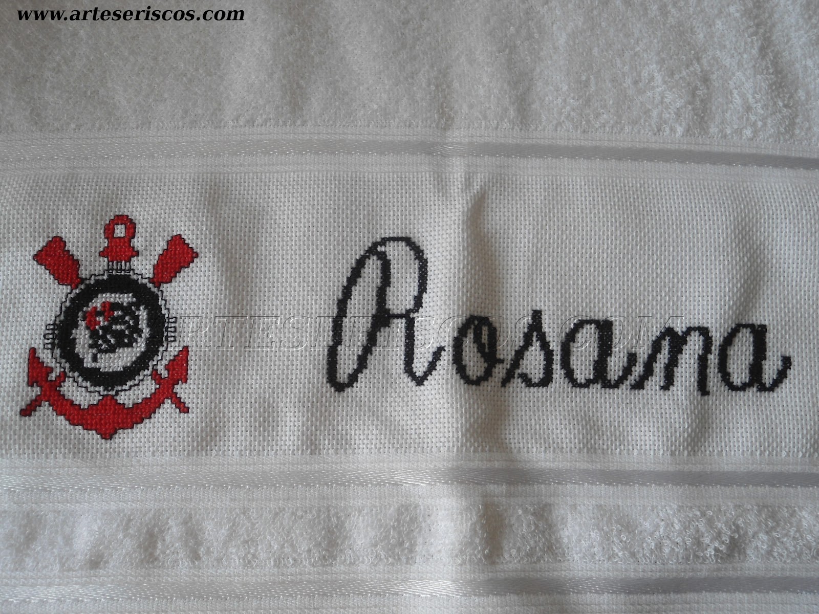 Artes e Riscos: Símbolo do Corinthians em Ponto Cruz