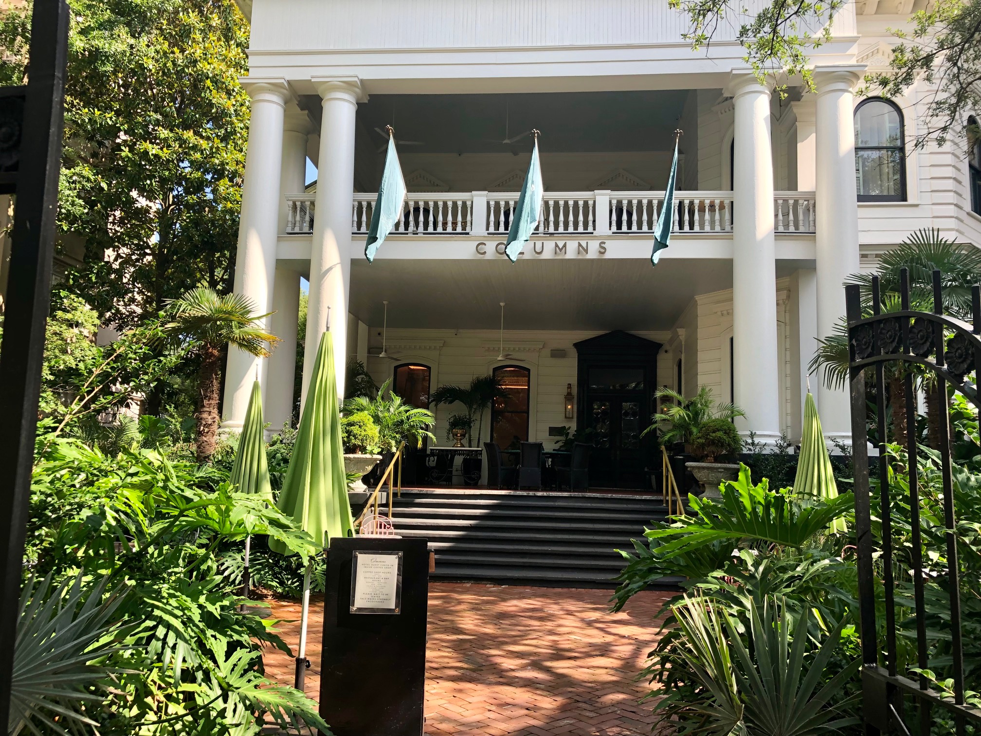 The Uptown Acorn Cocktailing New Orleans {The Columns Hotel}