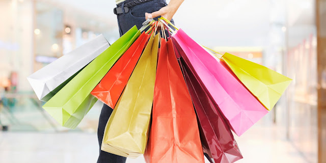 Online shopping tips czyli jak się dobrze ubierać i wydawać mniej