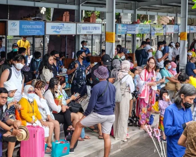 Berita Hari Ini  75% Masyarakat Bakal Pergi Liburan Akhir Tahun