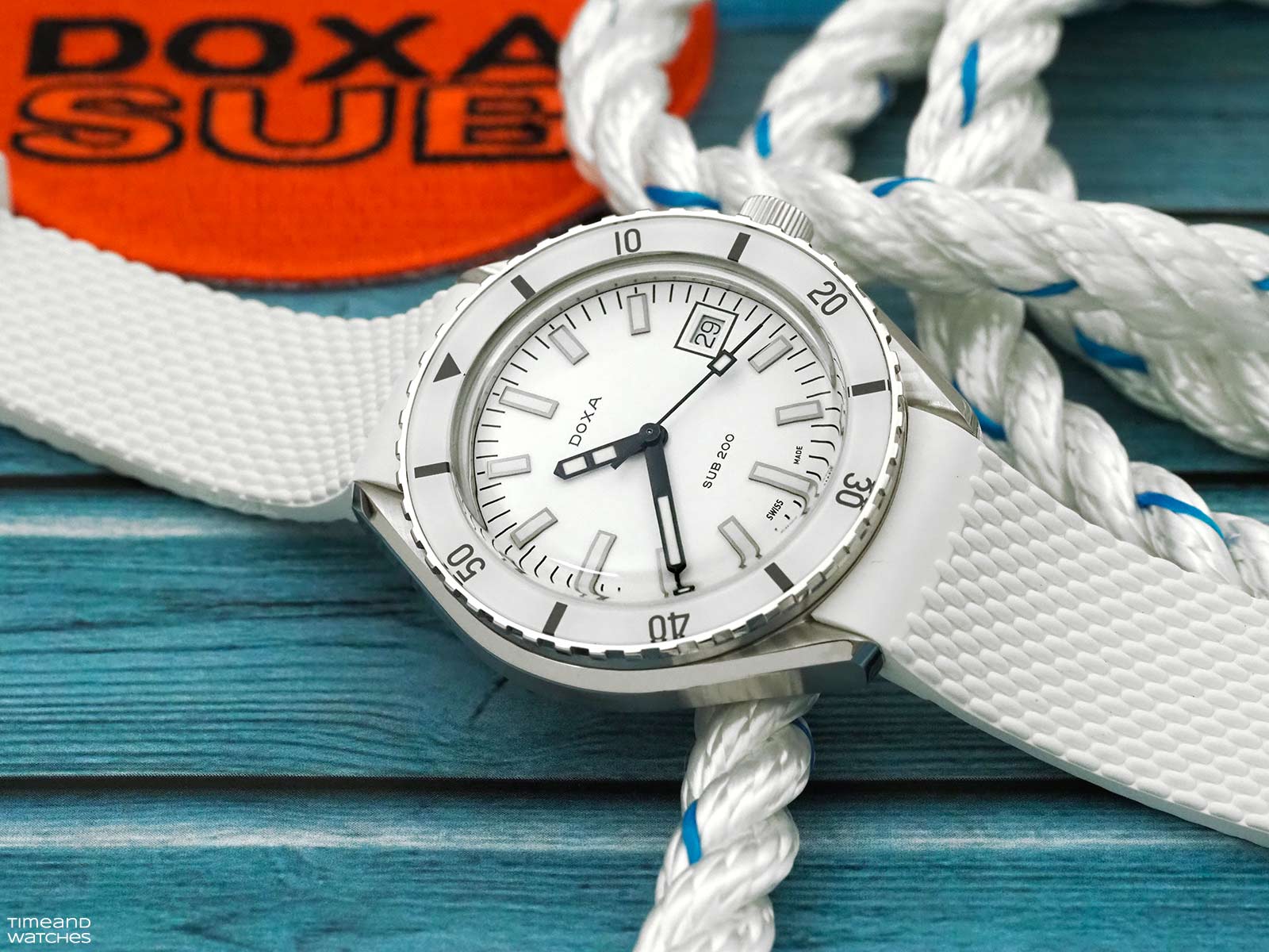 Review: DOXA SUB 200 Whitepearl | Time and Watches | The watch blog