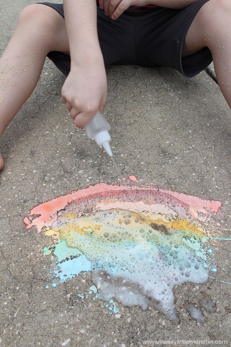 homemade fizzy sidewalk chalk paint