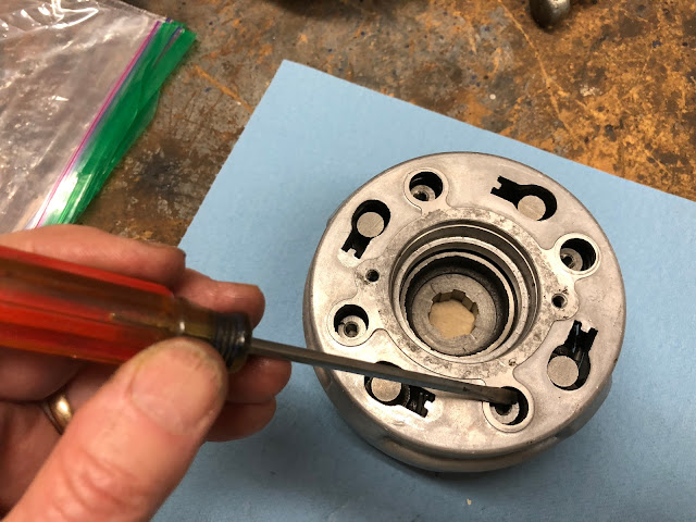 Honda CT90 Clutch Assembly