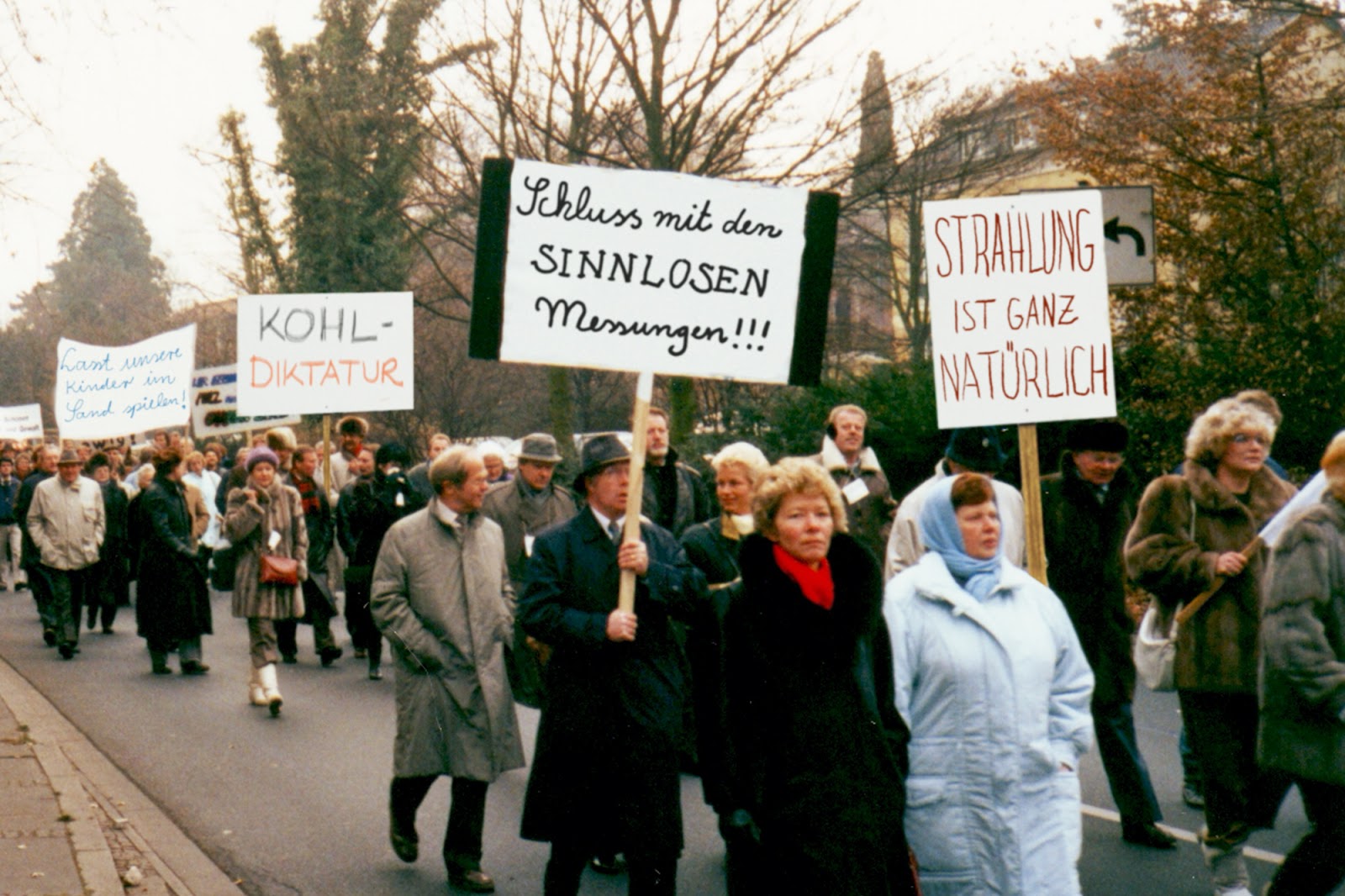 Kohl-Diktatur-Protest.jpg