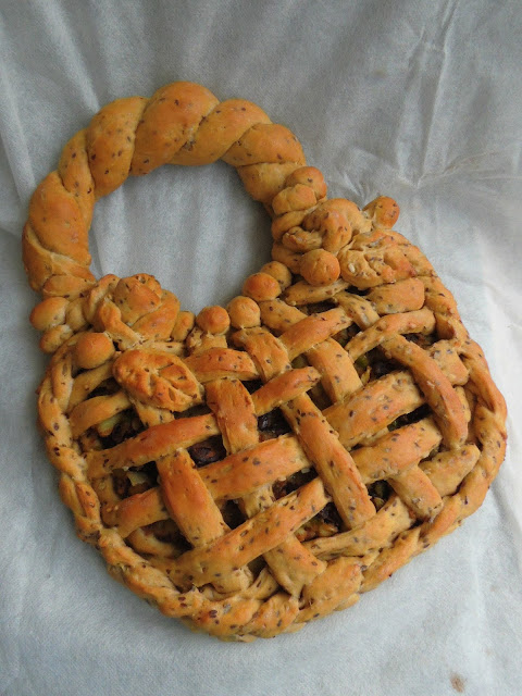 Vegan Hand Bag Shaped Stuffed Bread Vegan Hand Bag Shaped Stuffed Bread