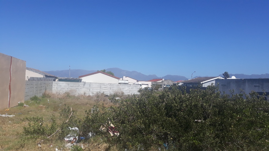 Houses for sale in Cape Town Dream plots for sale, packed with