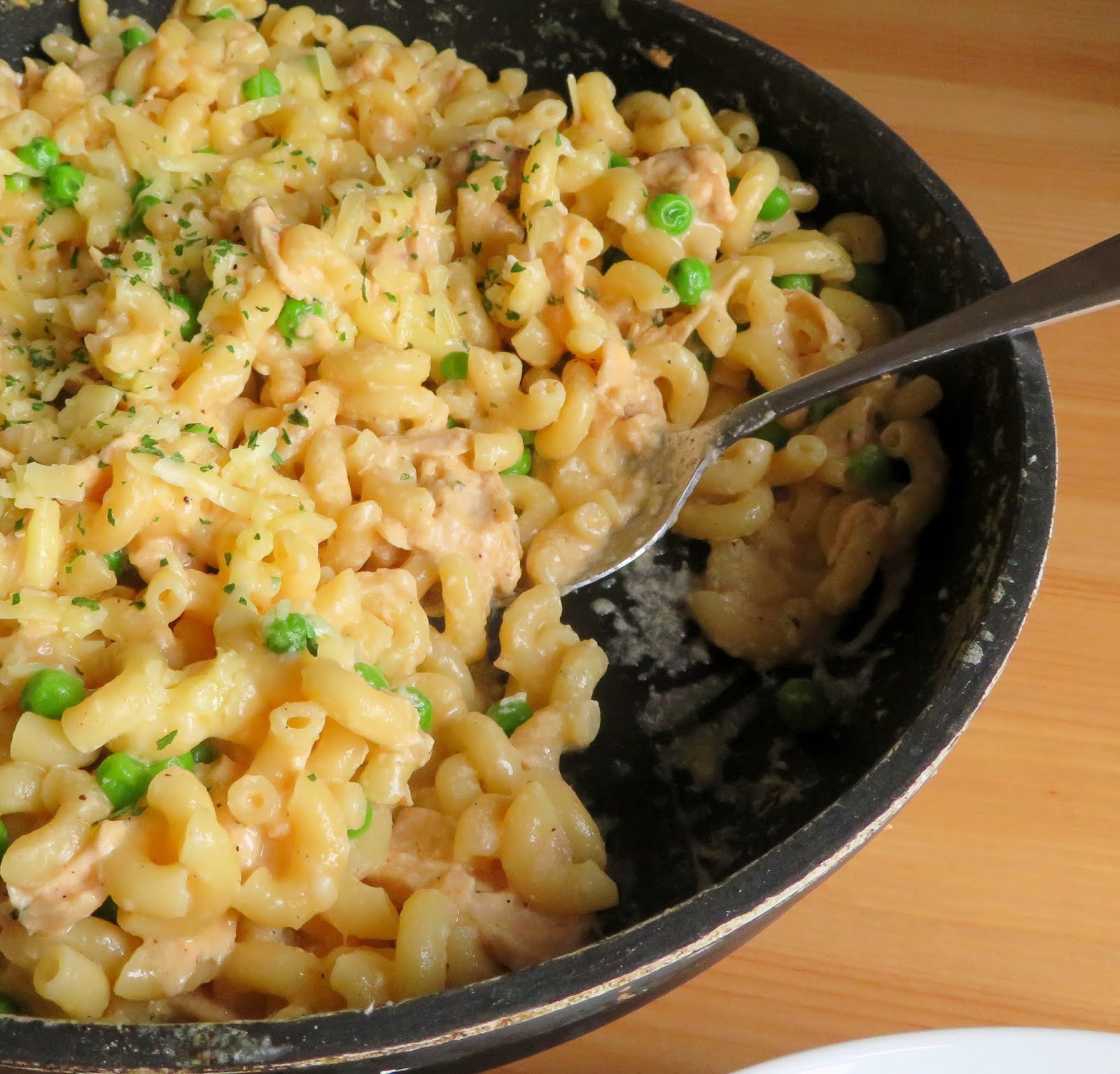Cheesy Tuna Skillet Pasta The English Kitchen