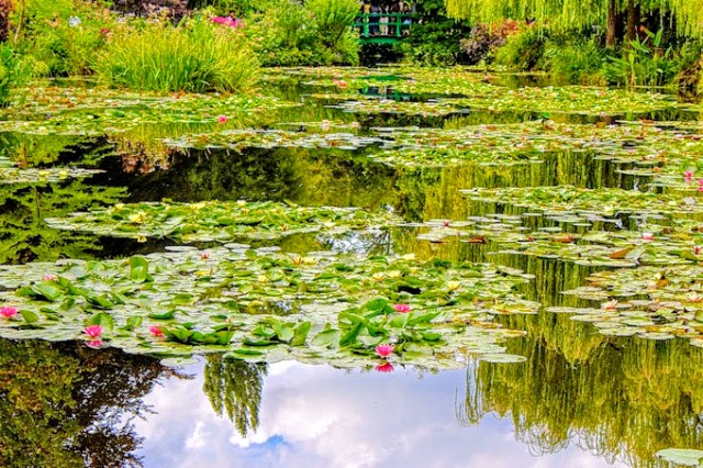 Claude Monet gardens Giverny