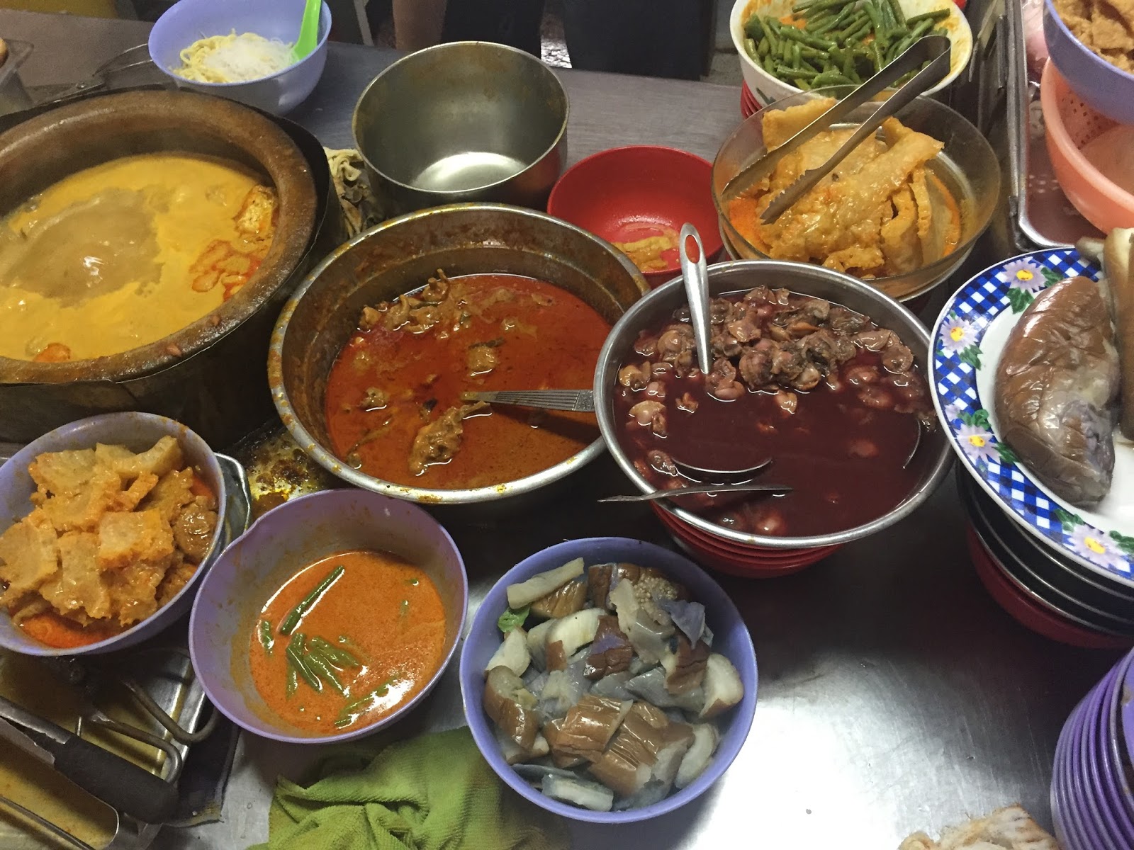 food+road trip Madras Lane Hawker Food Petaling Street, KL, Malaysia.