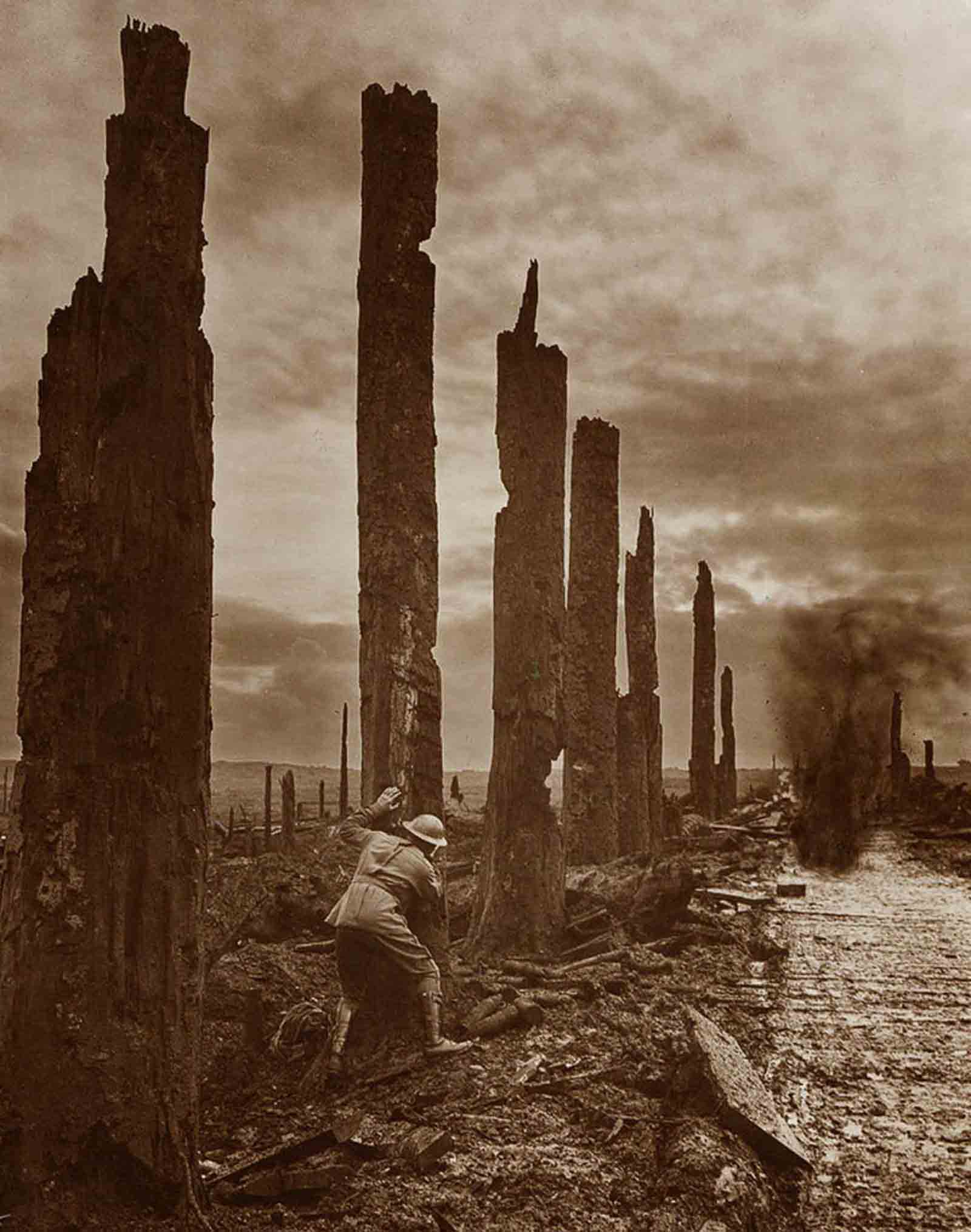 Western front photographs frank hurley