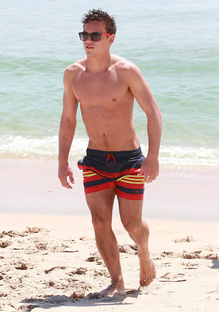 Tom Daley At The Beach | Oh yes I am