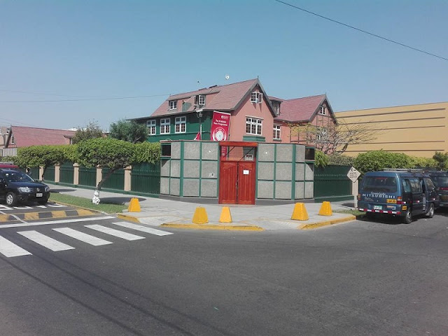 Colegio MATER ADMIRABILIS - San Miguel
