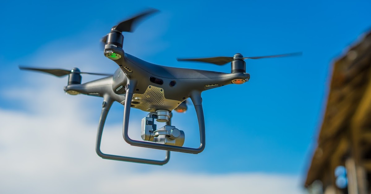 Autel квадрокоптер с тепловизором. квадрокоптер autel evo max 4t ( аналог dji matrice 30t ). беспилотник над санкт петербургом. дроны в питере 2024. квадрокоптер dji mavic 3.