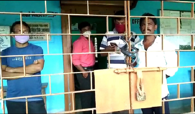 Locked teachers in Purulia