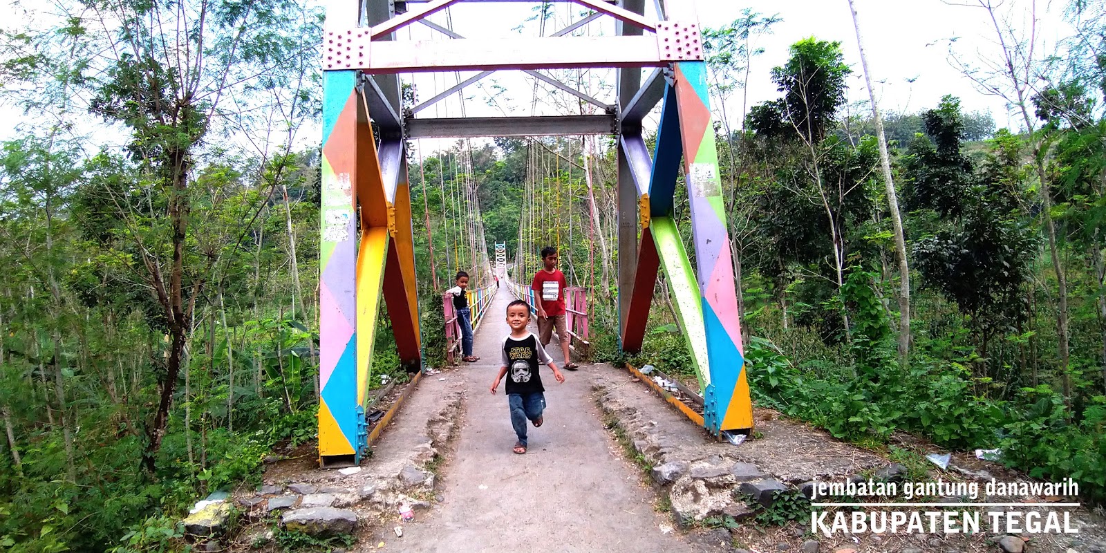 Ayo Kunjungi Obyek Wisata Jembatan Gantung dan Sungai Kaligung