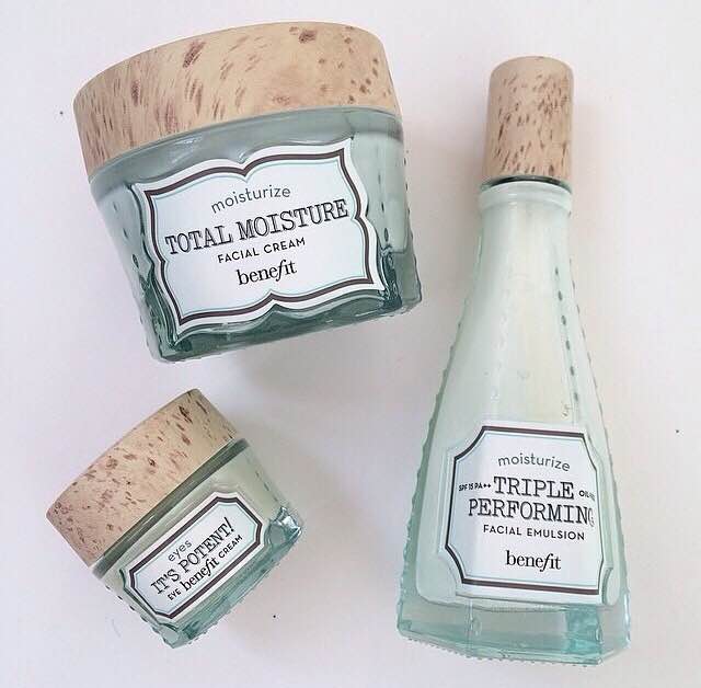 SKINCARE REVIEW BENEFIT TRIPLE PERFORMING FACIAL EMULSION LOTION