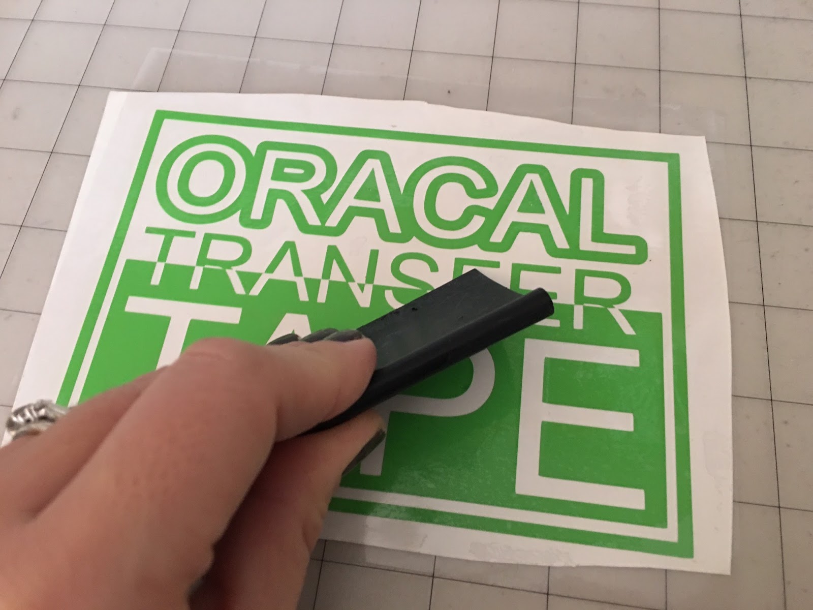 Best Transfer Tape for Oracal Vinyl 651 and 631 (Review and Tips