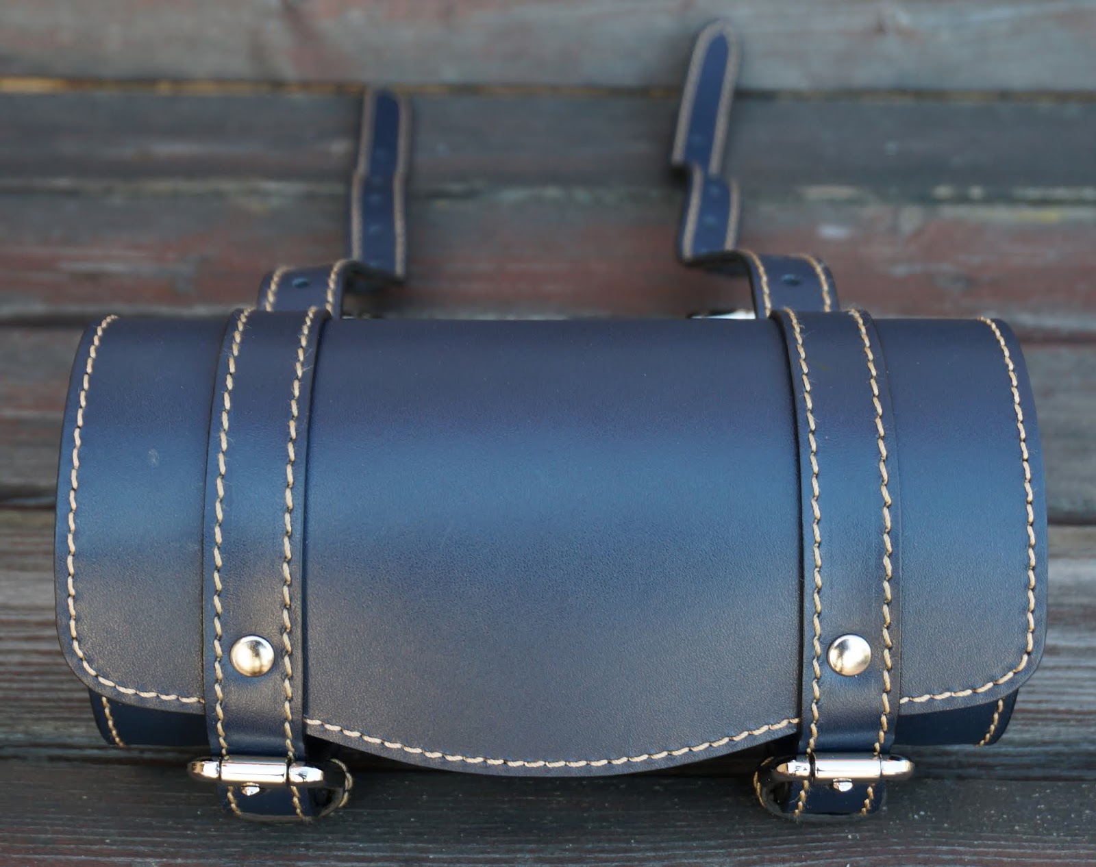 Front Leather Handlebar Bag Top Case Roll Tool Bag for Piaggio Vespa