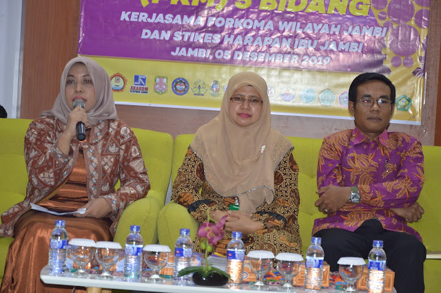 Acara workshop Program Kreativitas Mahasiswa (PKM) 5 Bidang kerjasama STIKES Harapan Ibu Jambi dengan Forkomawa Wilayah Jambi yang dihadiri oleh 20 Perguruan Tinggi Swasta se Provinsi Jambi dengan jumlah peserta sebanyak 152 peserta