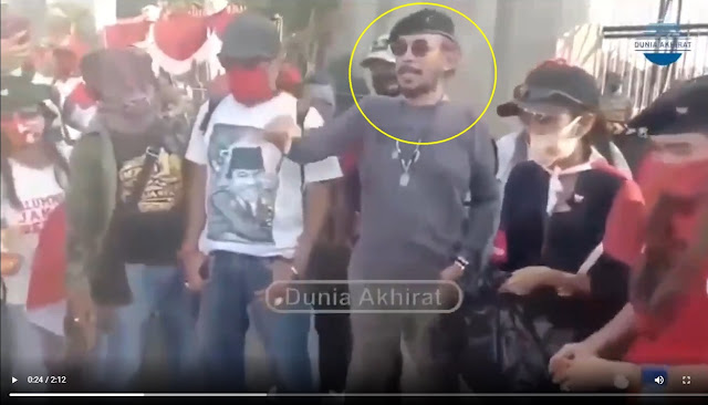 Aksi Bakar Poster Habib Rizieq, Budi Djarot: Ini Manusia Sampah