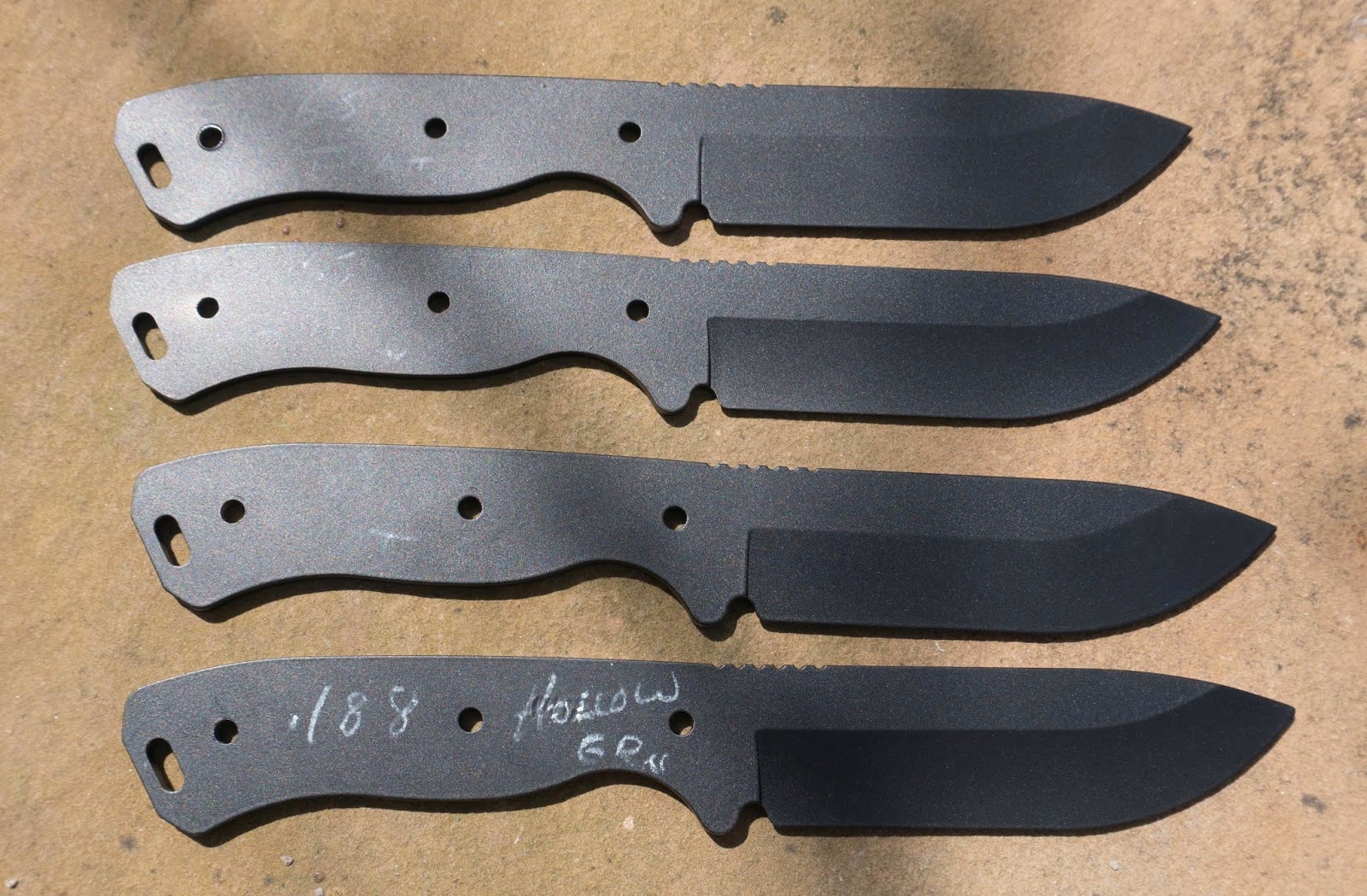 The Woodsman Pilot KaBar