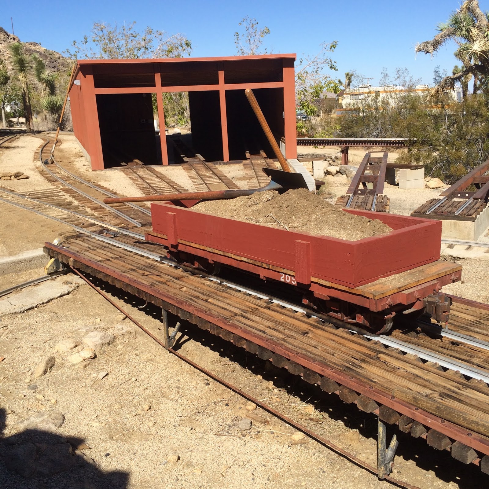 Joshua Tree & Southern Narrow Gauge Railroad