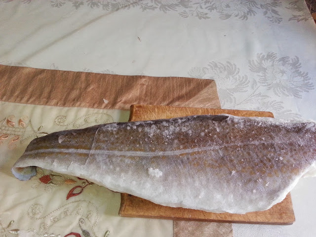 Momzcuisine : Cod Fish With Garlic Bread Spread a.k.a Skordalia